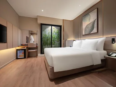 Deluxe-Doppelzimmer mit Innenfenster — Classyc Hotel Hang Thung